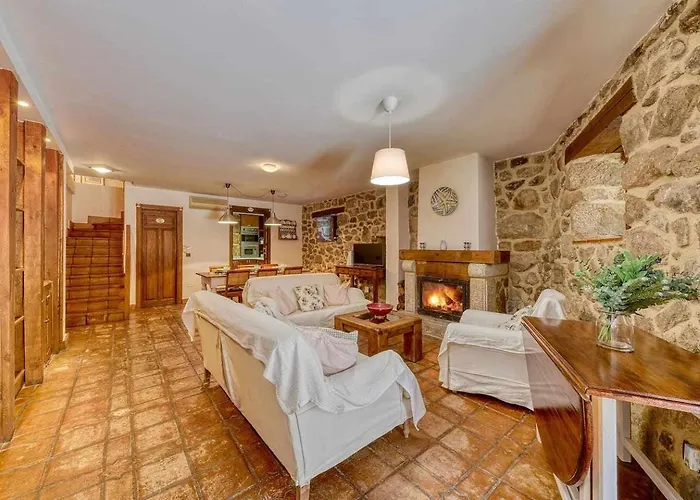 Casa Cuesta Del Reloj *