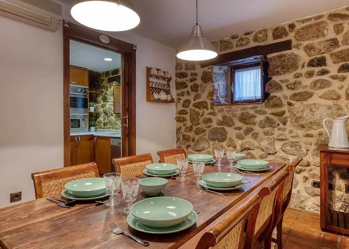 Casa Cuesta Del Reloj Ferienhaus Piedralaves