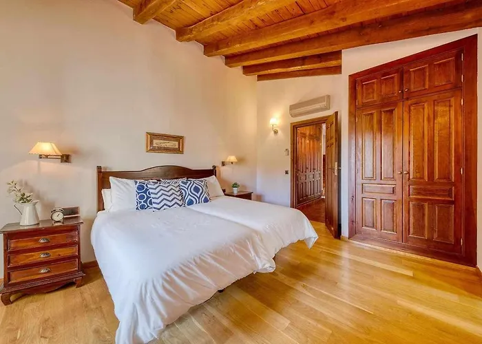 Ferienhaus Casa Cuesta Del Reloj Piedralaves